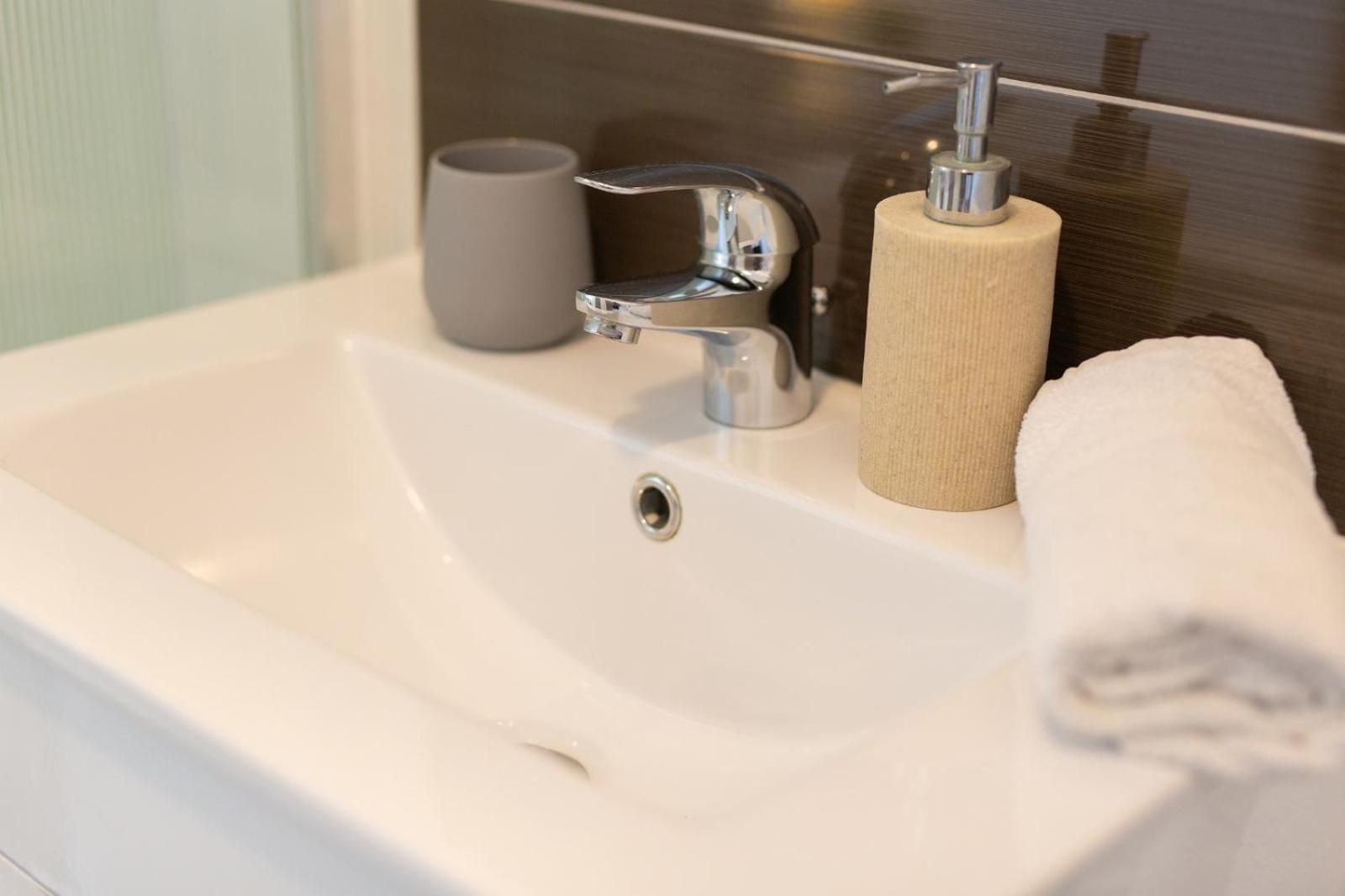 Apartment Sasso Bianco With The Private Pool نجيفيش المظهر الخارجي الصورة