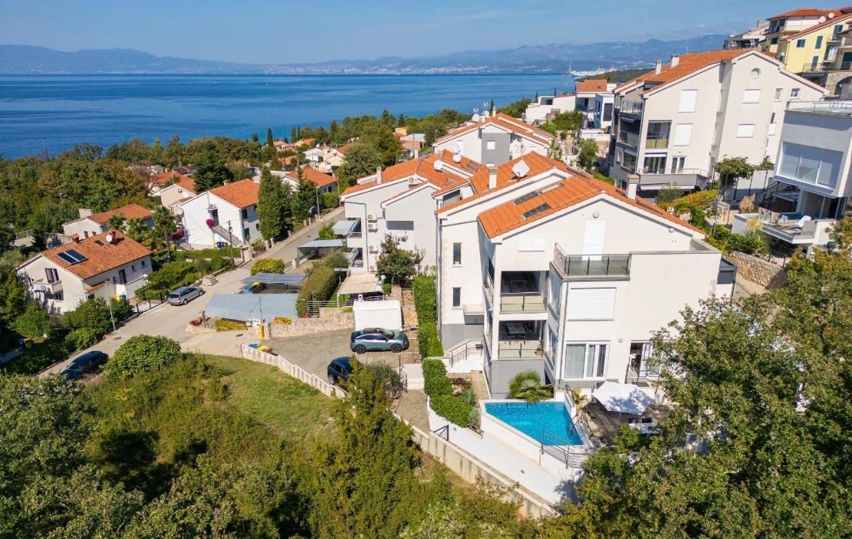 Apartment Sasso Bianco With The Private Pool نجيفيش المظهر الخارجي الصورة