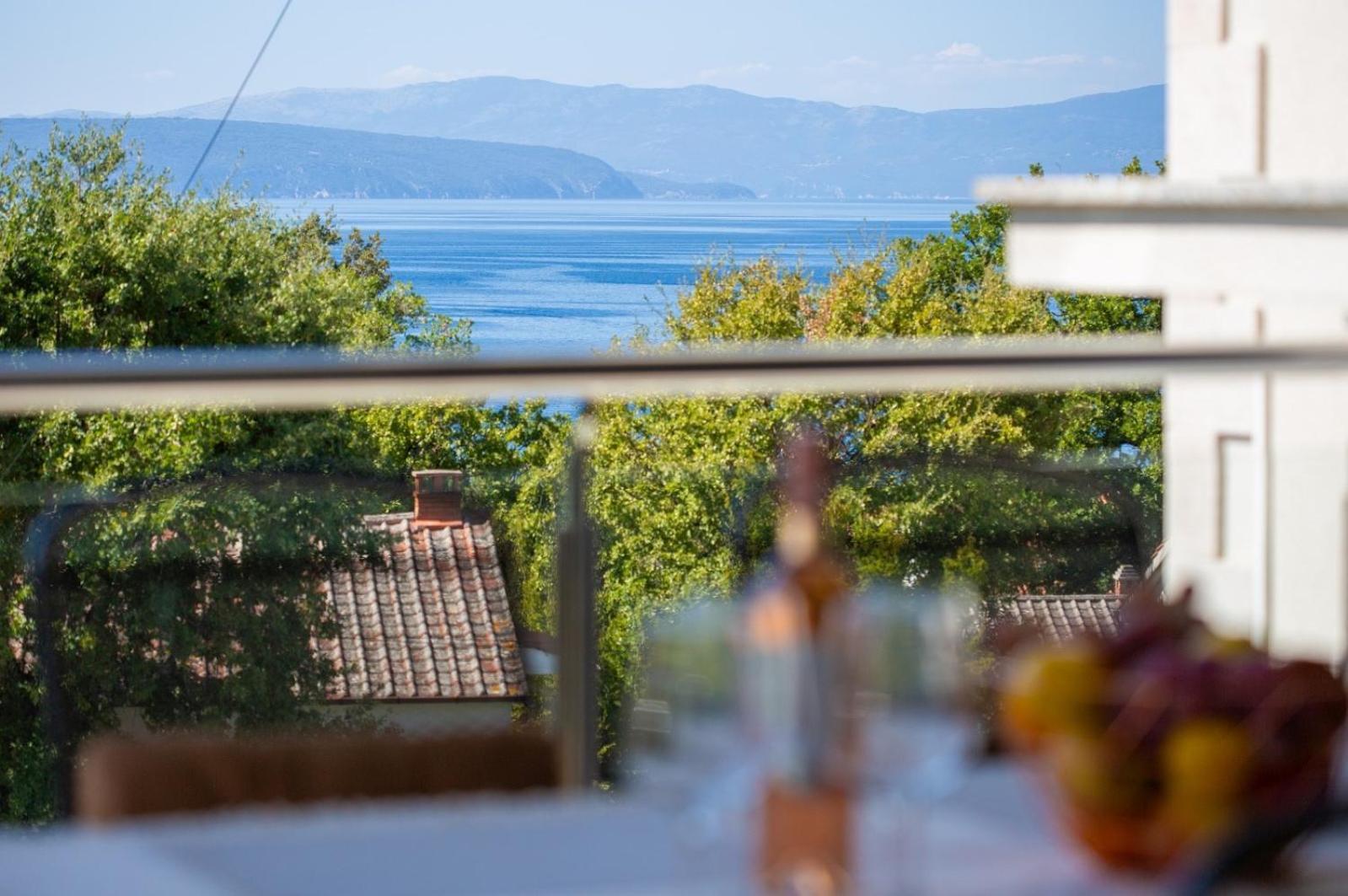 Apartment Sasso Bianco With The Private Pool نجيفيش المظهر الخارجي الصورة