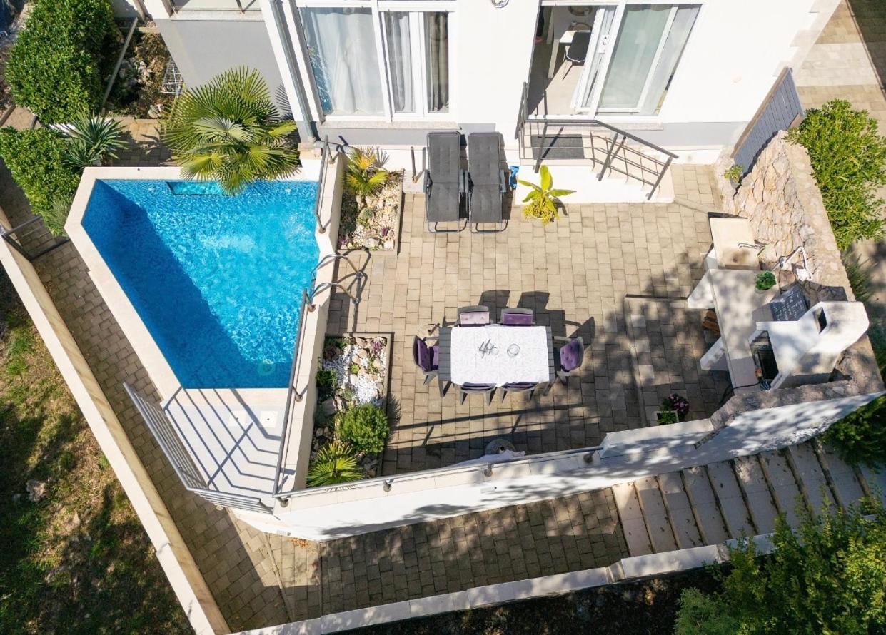 Apartment Sasso Bianco With The Private Pool نجيفيش المظهر الخارجي الصورة