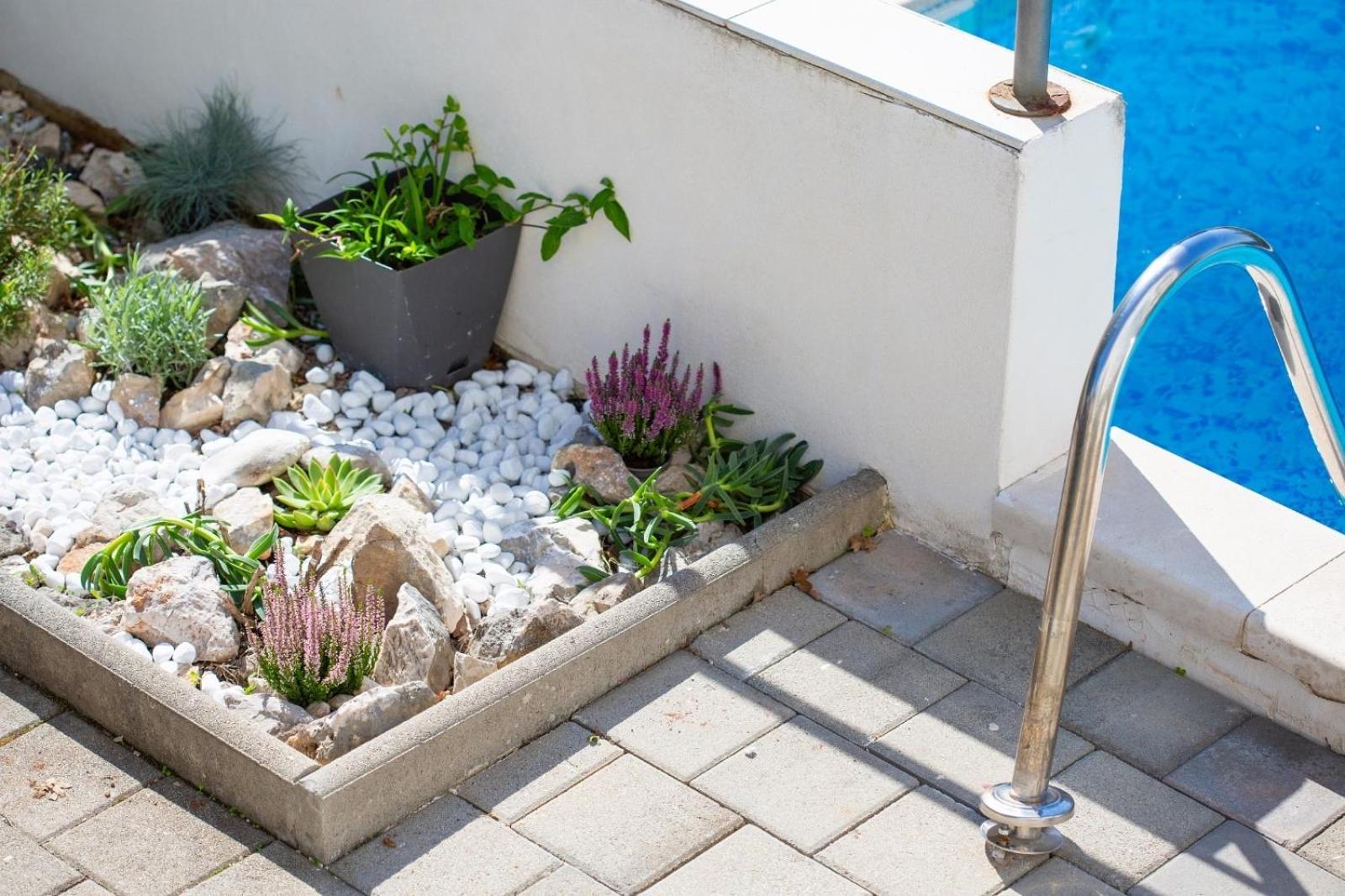 Apartment Sasso Bianco With The Private Pool نجيفيش المظهر الخارجي الصورة